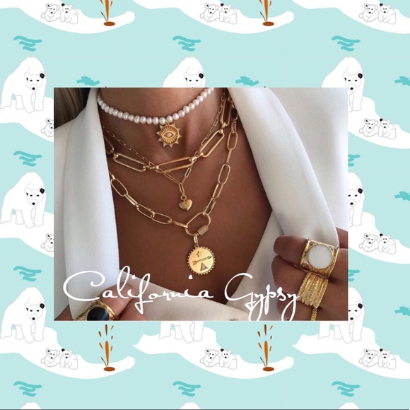 Layered Pearl Gold Safety Pin - Picture 6 of 8